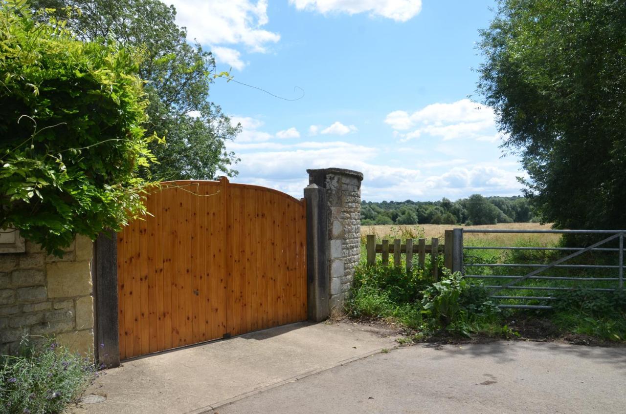Stamford Meadows Glamping With Private Hot Tubs Hotel Luaran gambar